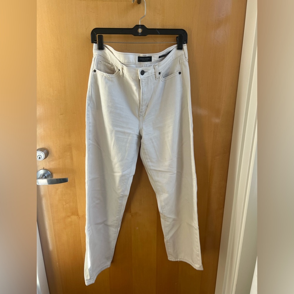Banana Republic Barrel Jean